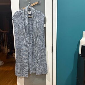 Cabi Multicolor Knit cardigan. The label states xxs but PTP is 20 so a S/M fits